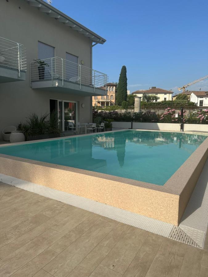 Holiday House Al Porto View Lake Peschiera del Garda Exterior photo