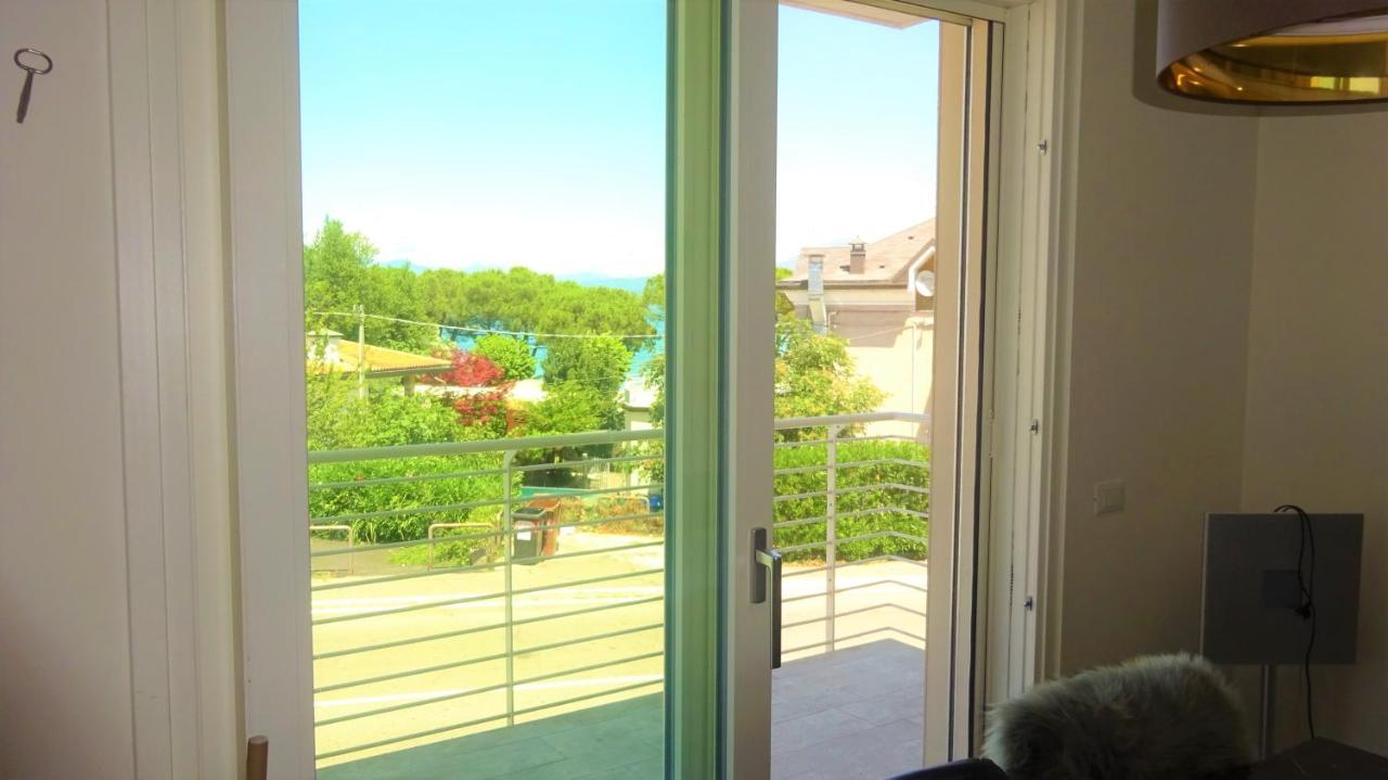 Holiday House Al Porto View Lake Peschiera del Garda Exterior photo